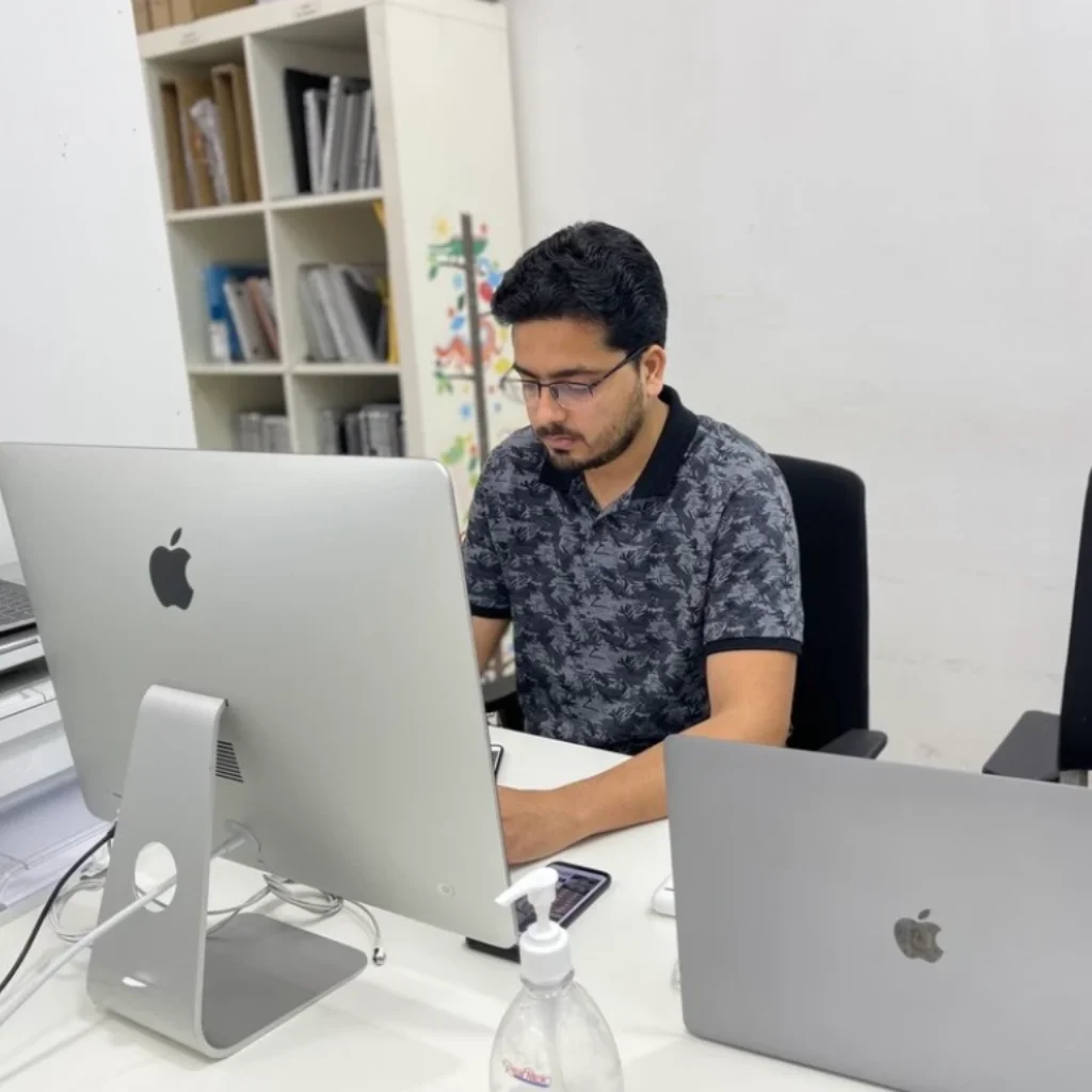 SYM makes it fast safe and easy to buy sell and service your Apple products